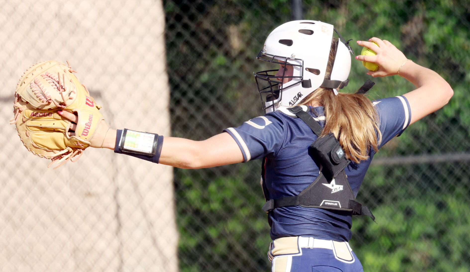 051125-roa-sp-softball-p02